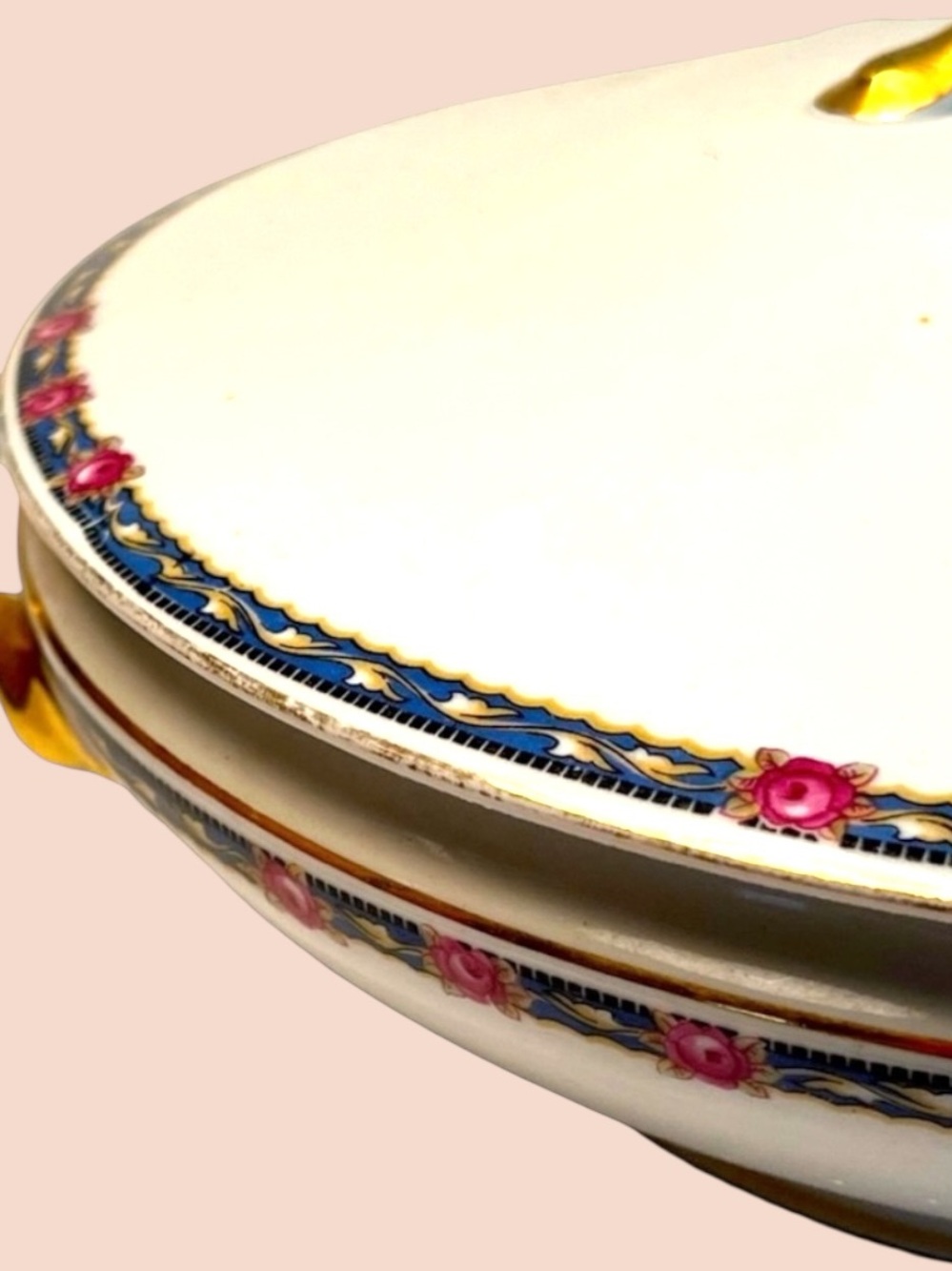 VINTAGE Covered Vegetable Dish with Gold Handles Navy Blue band of flowers - Picture 14 of 16